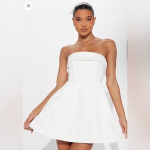 Classic Strapless White Fit-and-Flare Dress